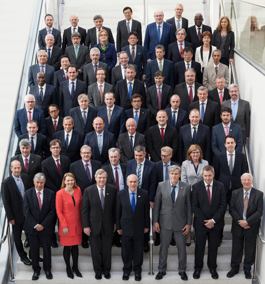 農業大臣会合出席者の記念撮影